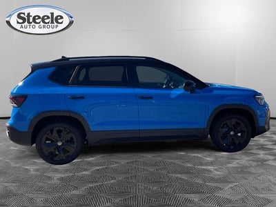 2025 Volkswagen Taos 1.5T SE Black