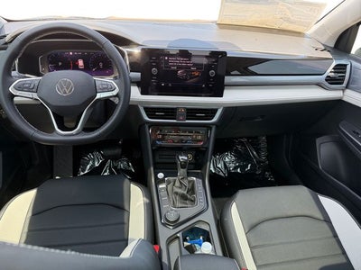 2025 Volkswagen Taos 1.5T SEL