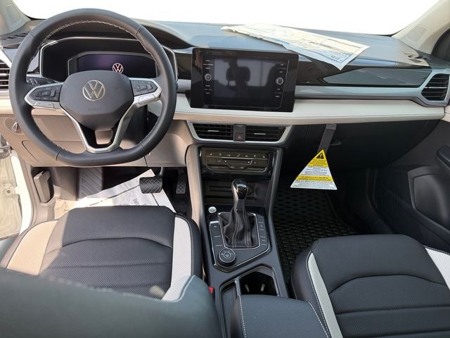2025 Volkswagen Taos 1.5T SEL
