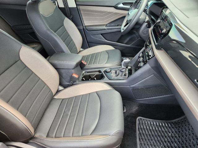 2024 Volkswagen Taos 1.5T SEL