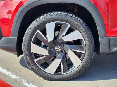 2024 Volkswagen Taos 1.5T SEL