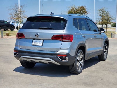 2024 Volkswagen Taos 1.5T SE