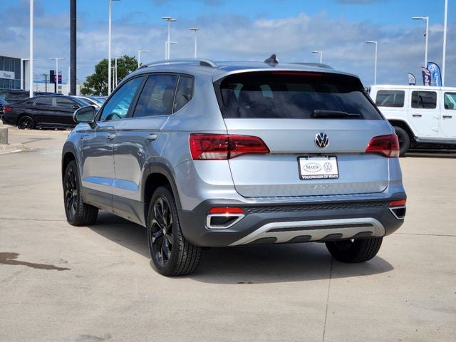 2024 Volkswagen Taos 1.5T SE