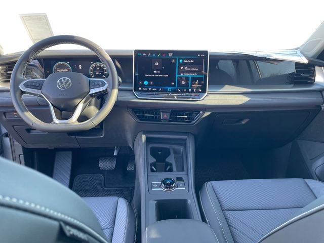 2025 Volkswagen Tiguan 2.0T SE