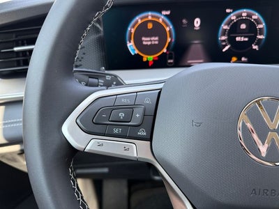 2025 Volkswagen Tiguan 2.0T SE