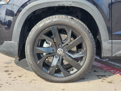 2024 Volkswagen Taos 1.5T SE