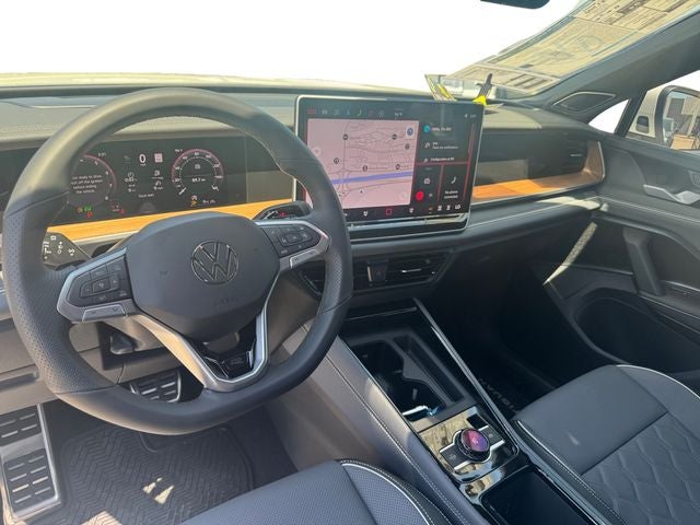 2026 Volkswagen Tiguan 2.0T SEL R-Line Turbo