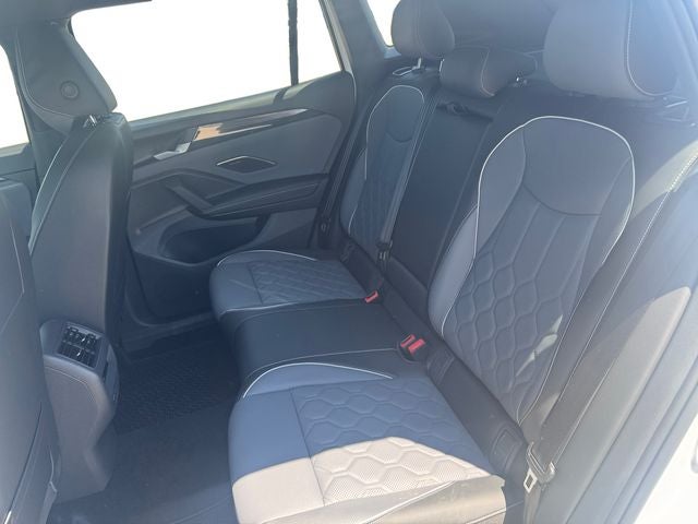 2026 Volkswagen Tiguan 2.0T SEL R-Line Turbo