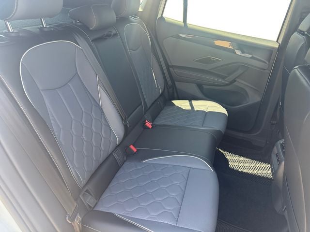 2026 Volkswagen Tiguan 2.0T SEL R-Line Turbo