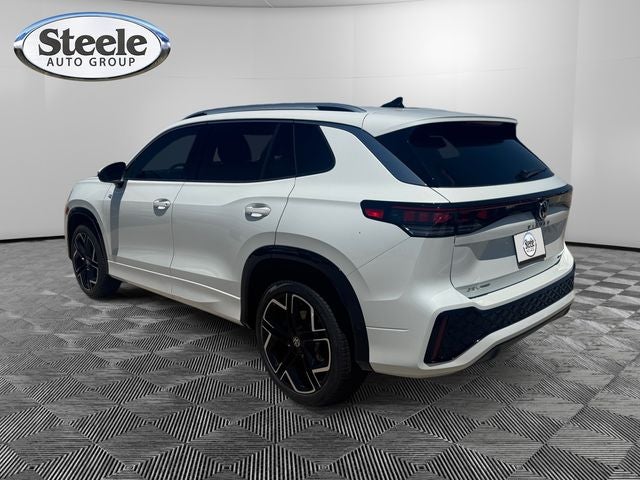 2026 Volkswagen Tiguan 2.0T SEL R-Line Turbo