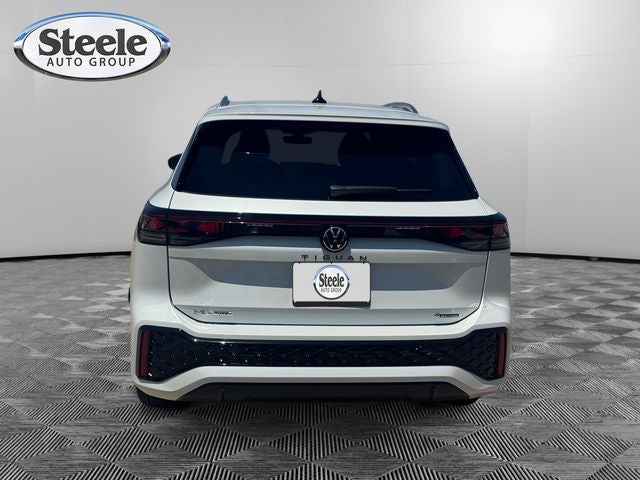 2026 Volkswagen Tiguan 2.0T SEL R-Line Turbo