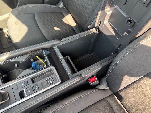 2023 Nissan Pathfinder SV