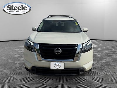 2023 Nissan Pathfinder SV