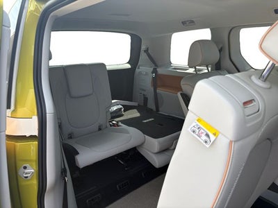 2025 Volkswagen ID. Buzz Pro S Plus